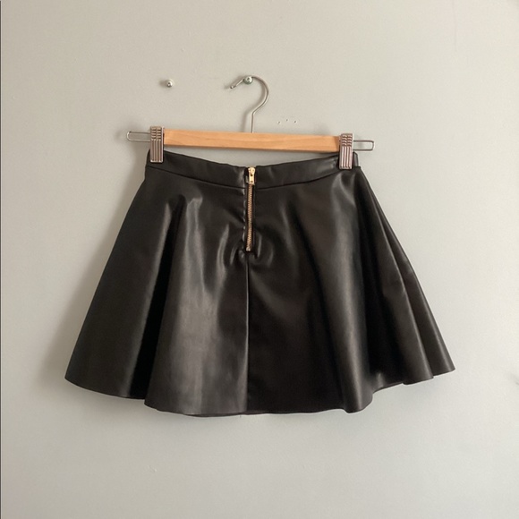 Leather kids skirt - Picture 2 of 3